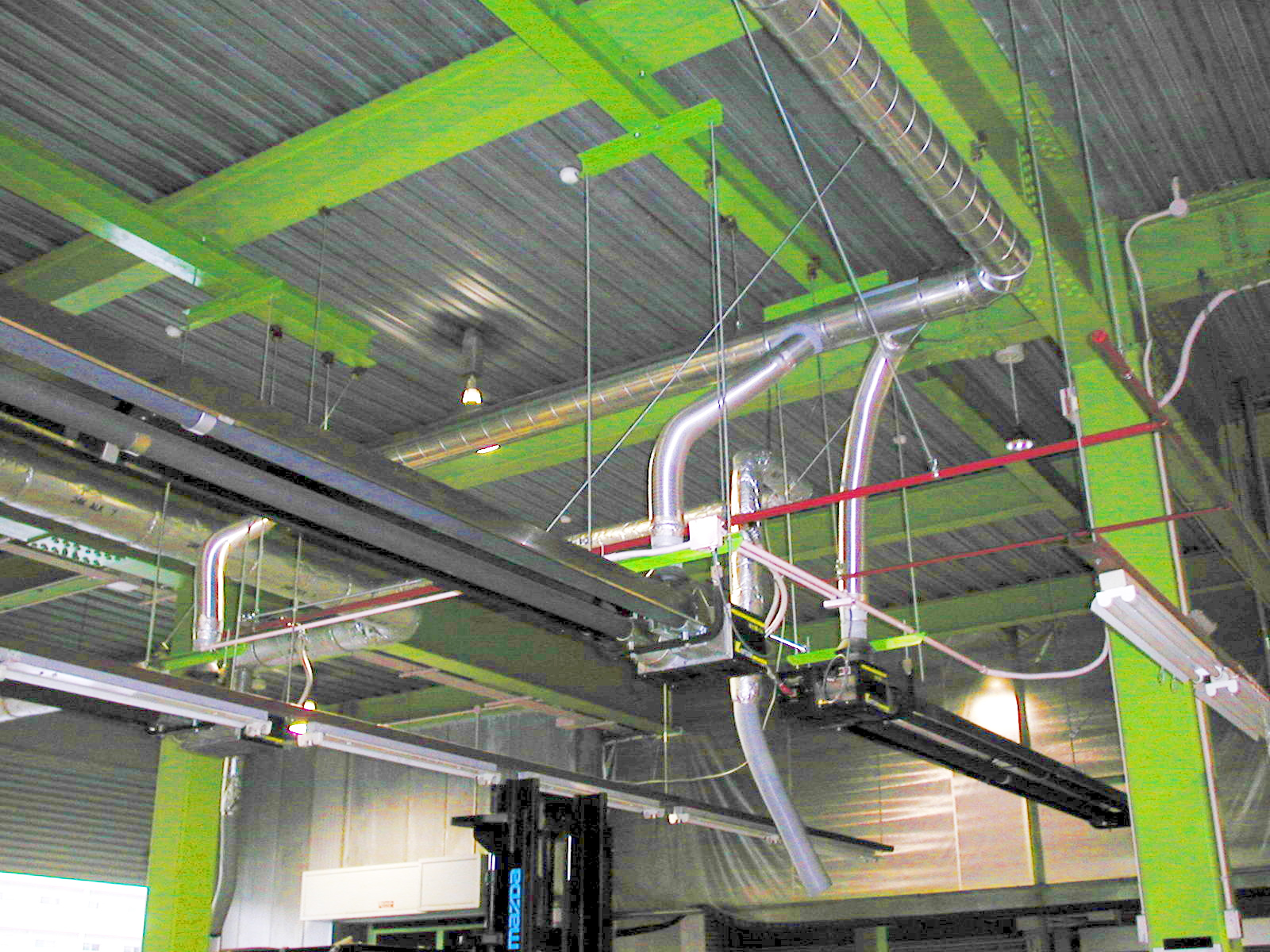 遠赤ガス暖房機